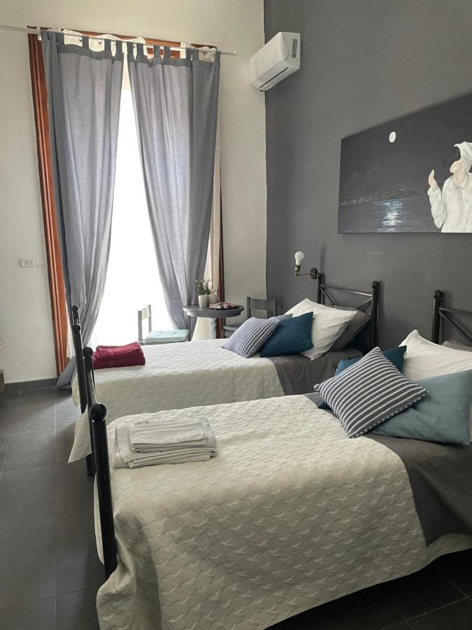 Napoli Da Vivere Suites Giudecca Esterno foto
