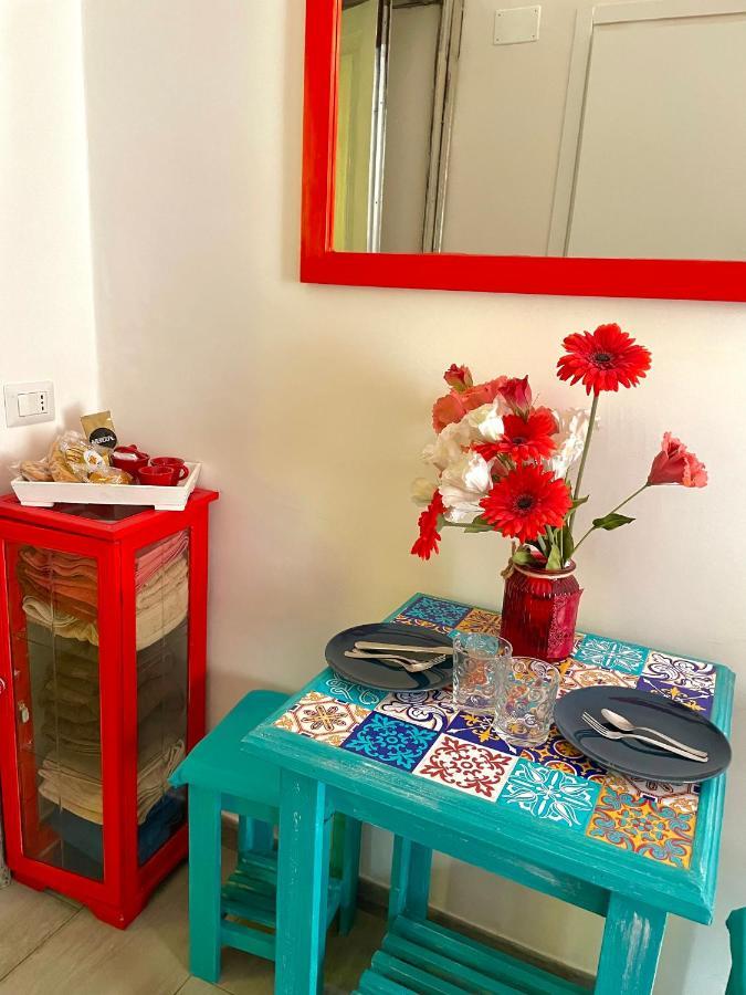 Napoli Da Vivere Suites Giudecca Esterno foto