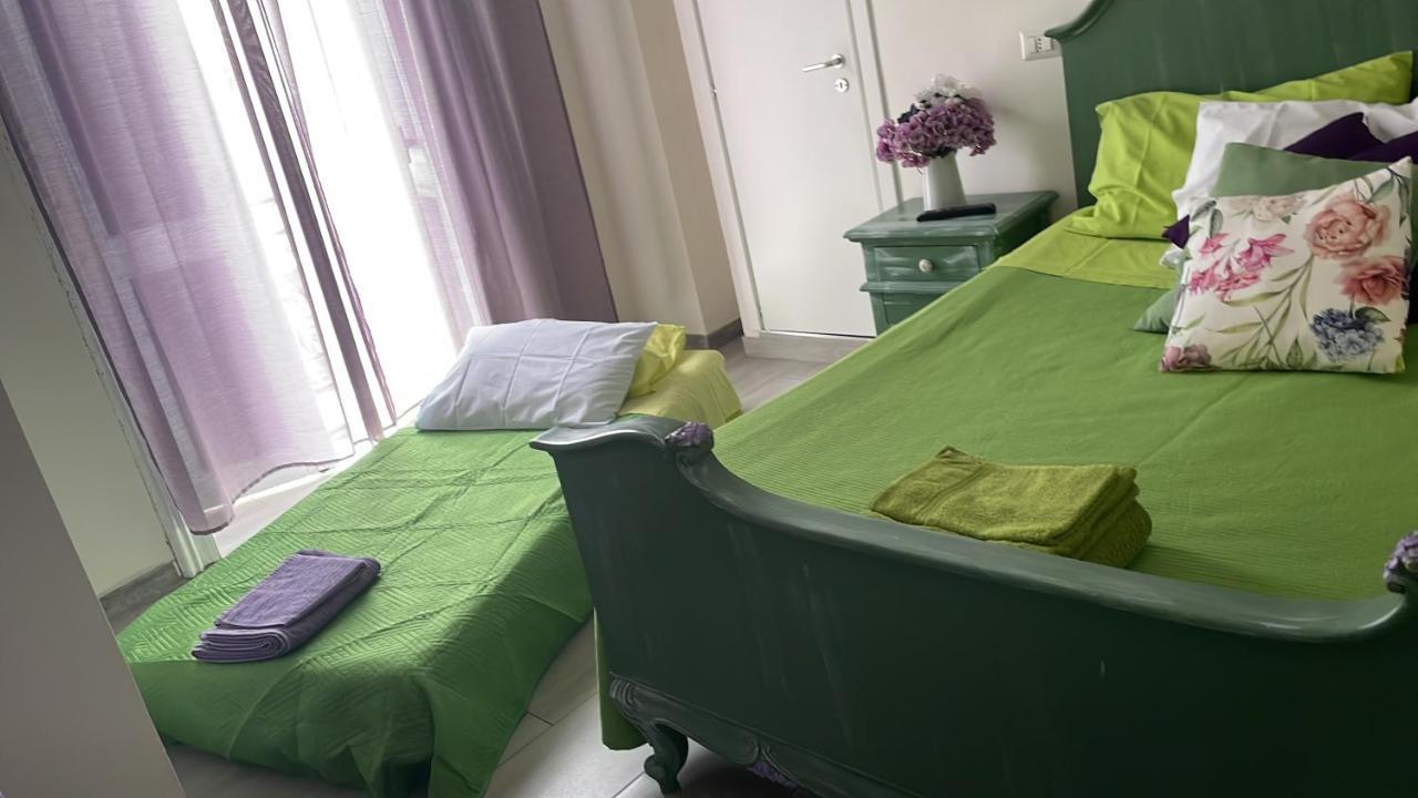 Napoli Da Vivere Suites Giudecca Esterno foto