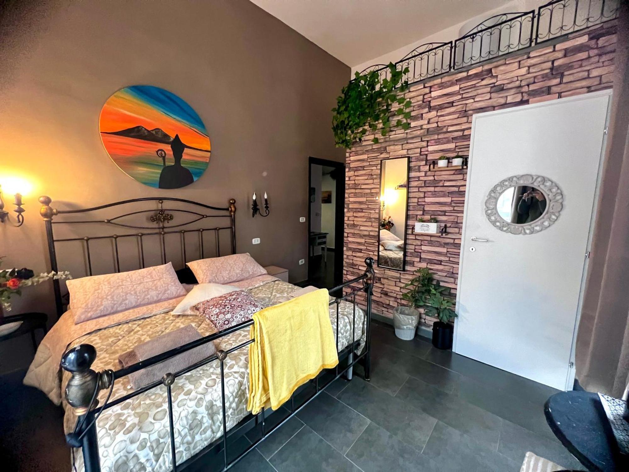 Napoli Da Vivere Suites Giudecca Esterno foto