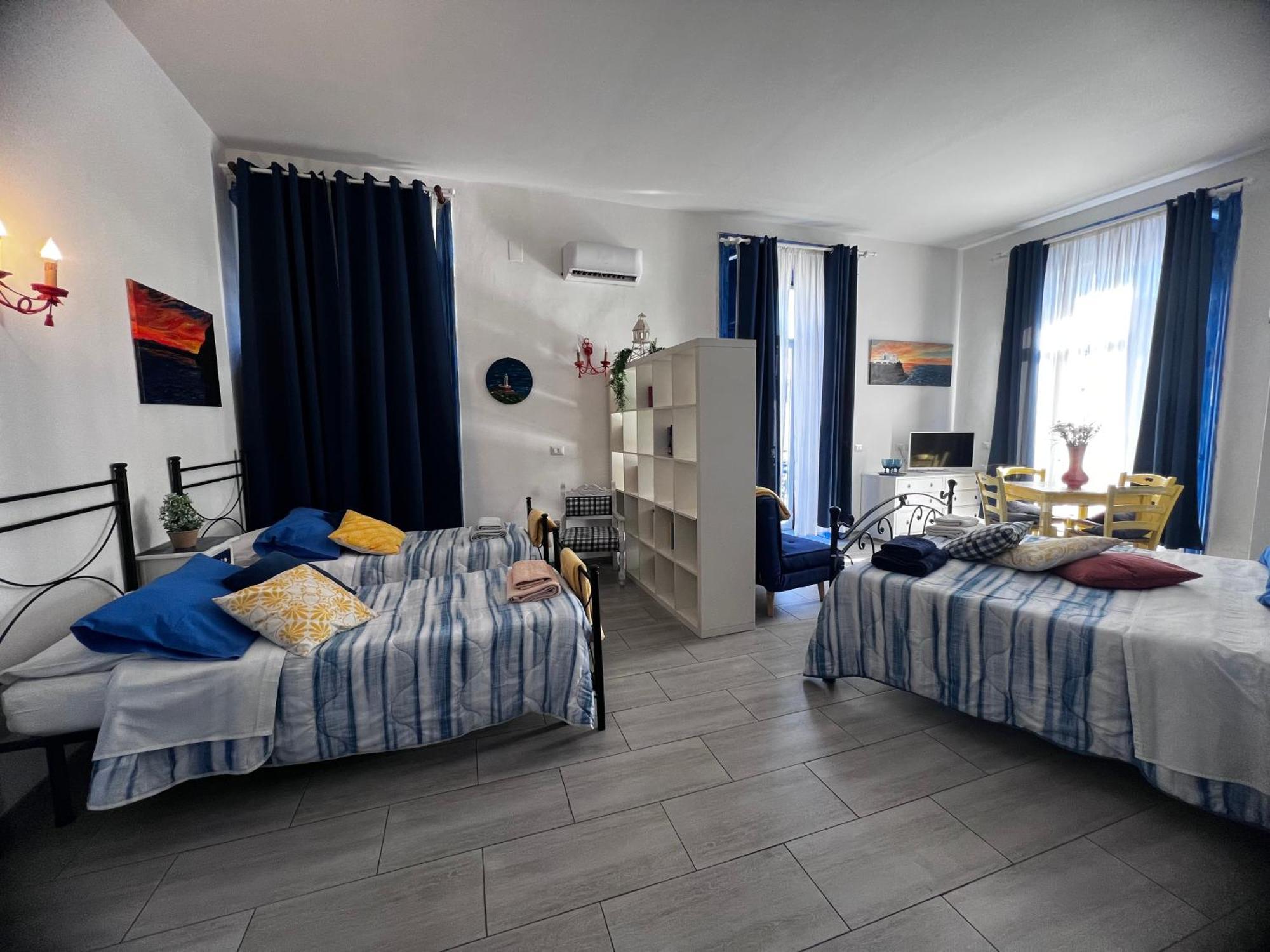 Napoli Da Vivere Suites Giudecca Esterno foto