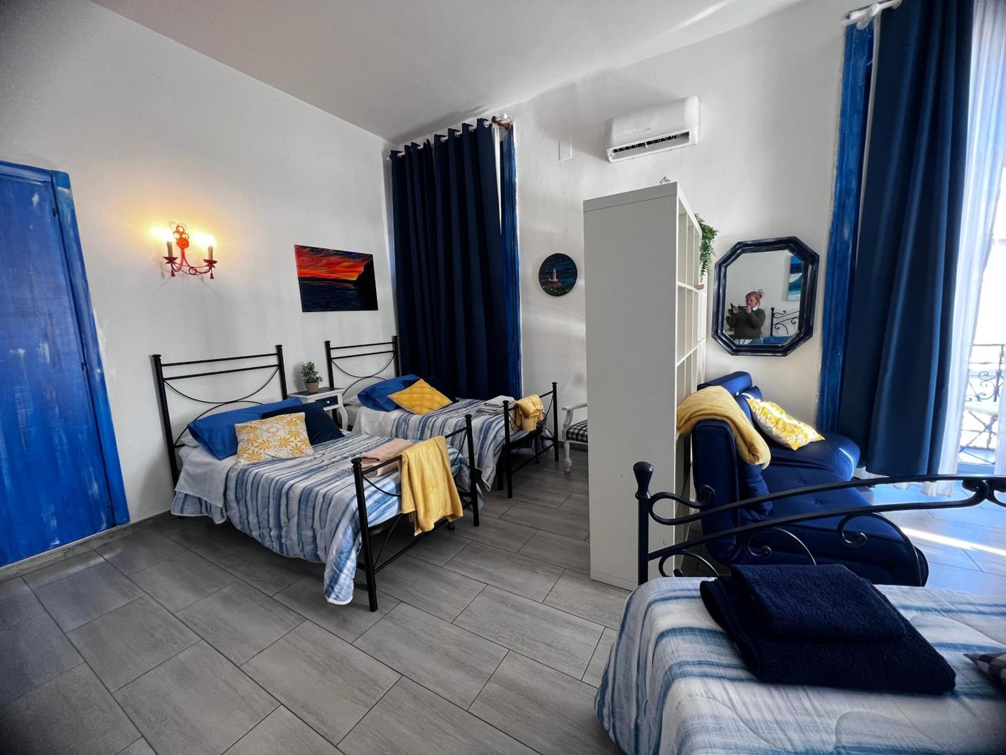 Napoli Da Vivere Suites Giudecca Esterno foto