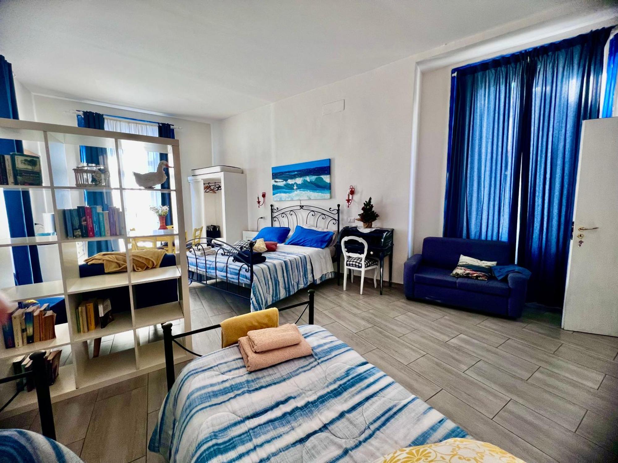 Napoli Da Vivere Suites Giudecca Esterno foto